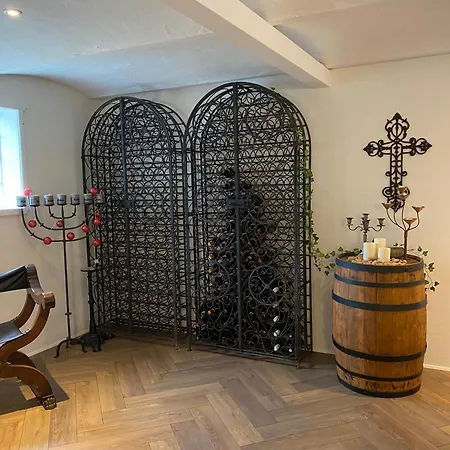 Guldforhoved Bed & Breakfast Bording Kirkeby